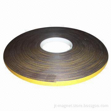 Magnetic Tape, Available in Various Sizes, Used ito Hold Posters